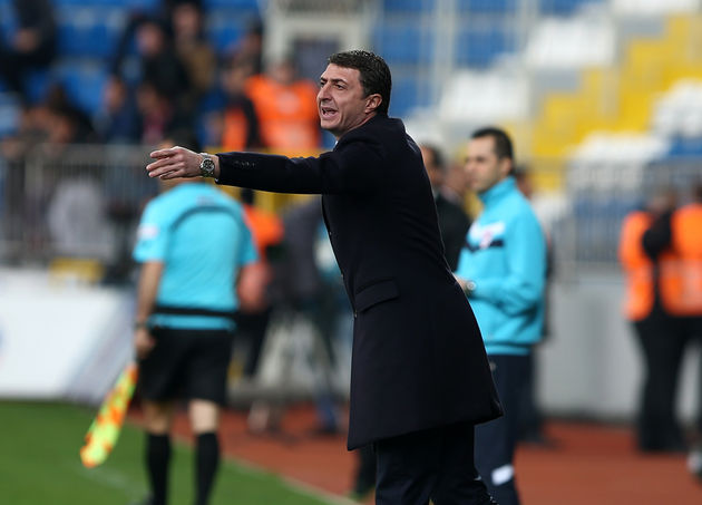 Arveladze: "Lig’de kolay maç yok"