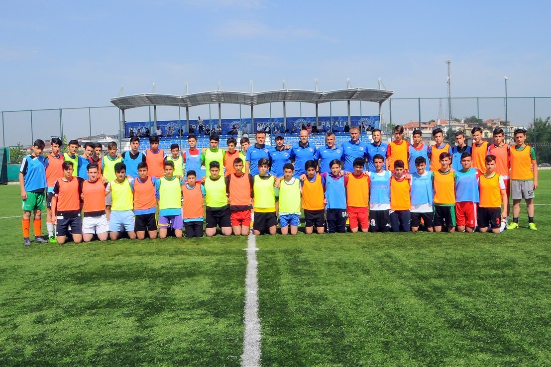 Altyapı seçmeleri başladı