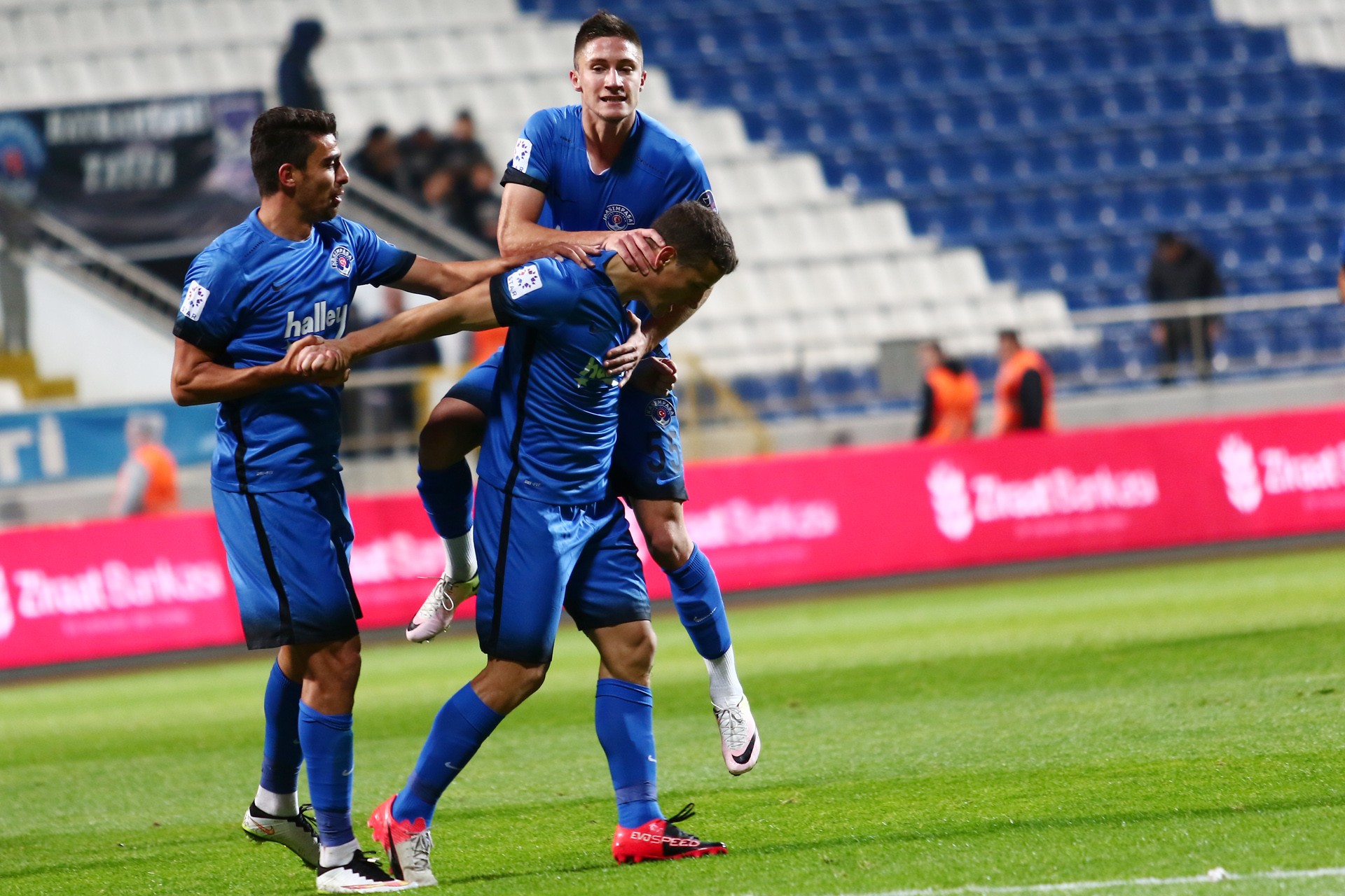 Kasımpaşa:2 Kahramanmaraşspor:0