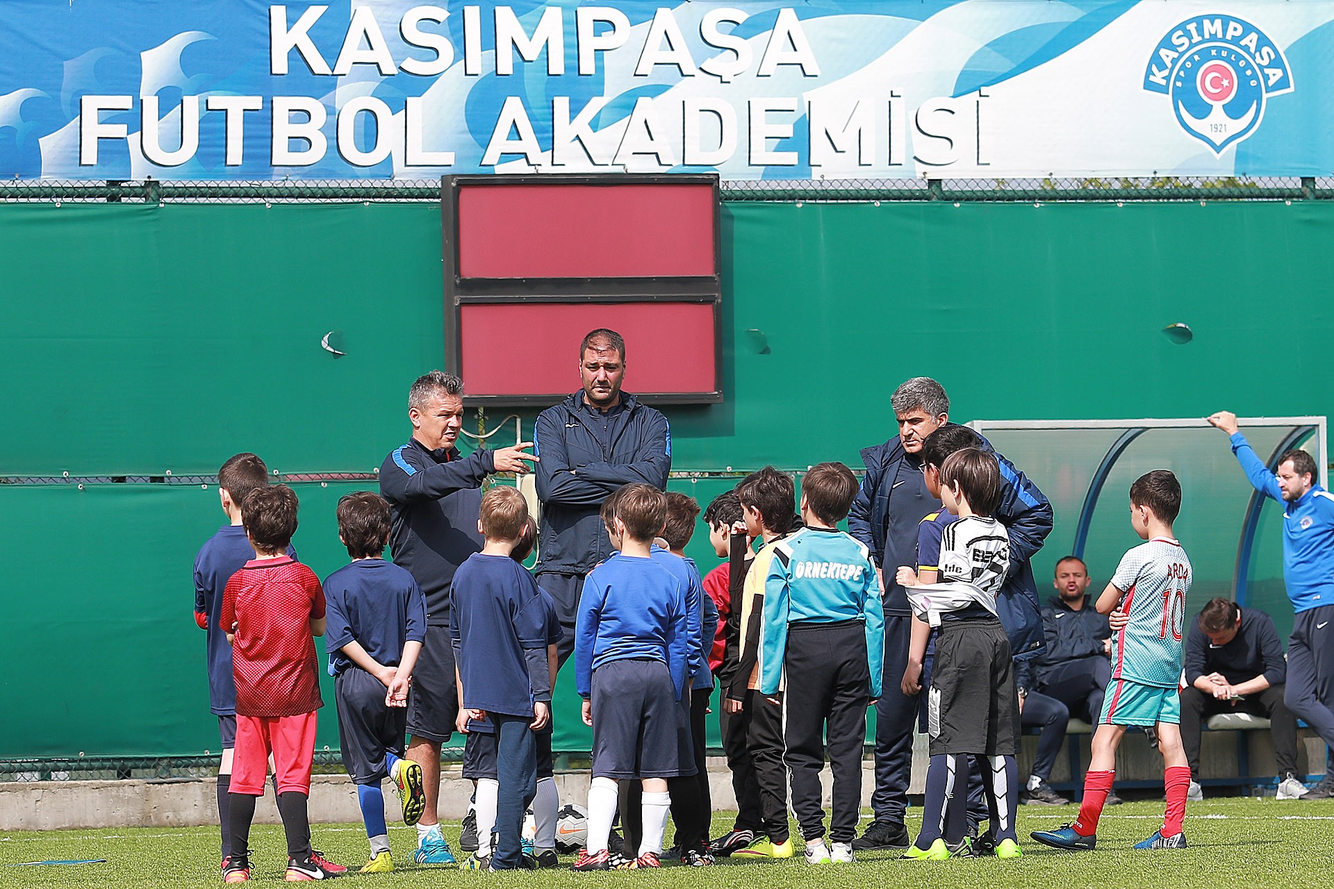 Akademi seçmeleri başladı