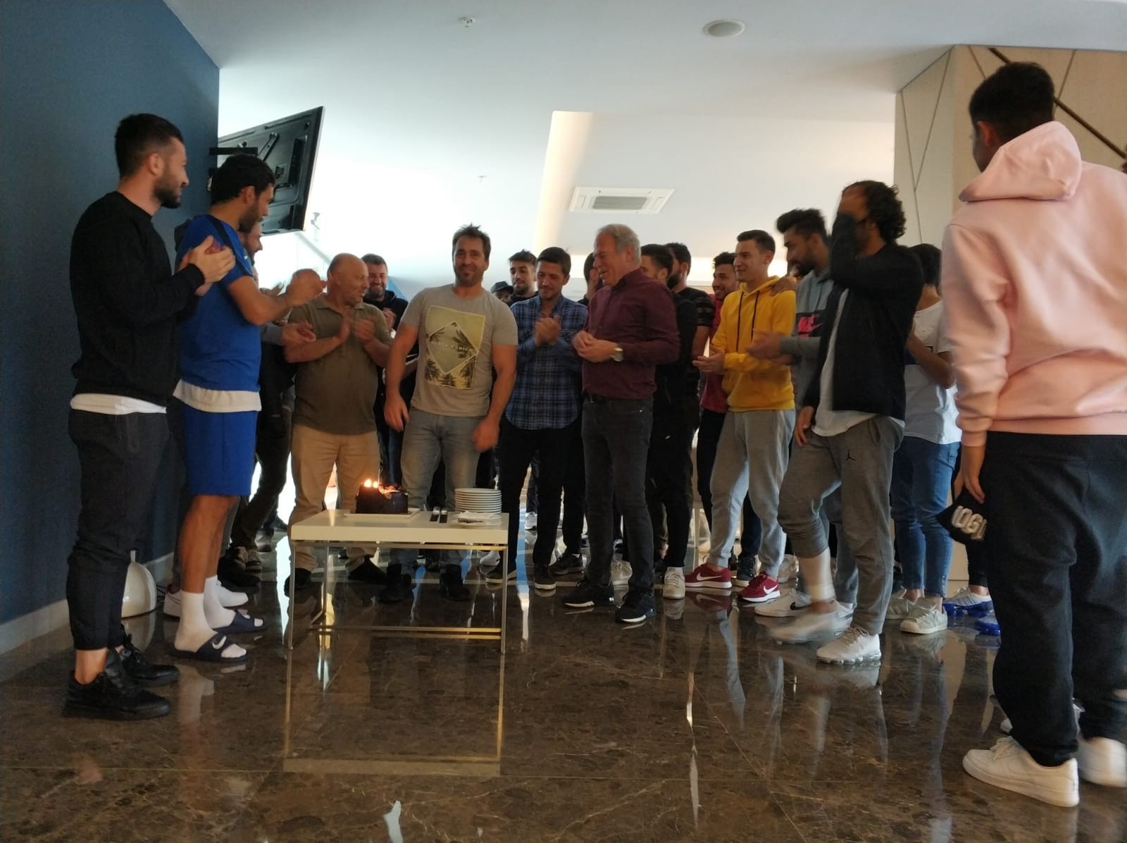 Marc Gonzalo’ya doğum günü kutlaması