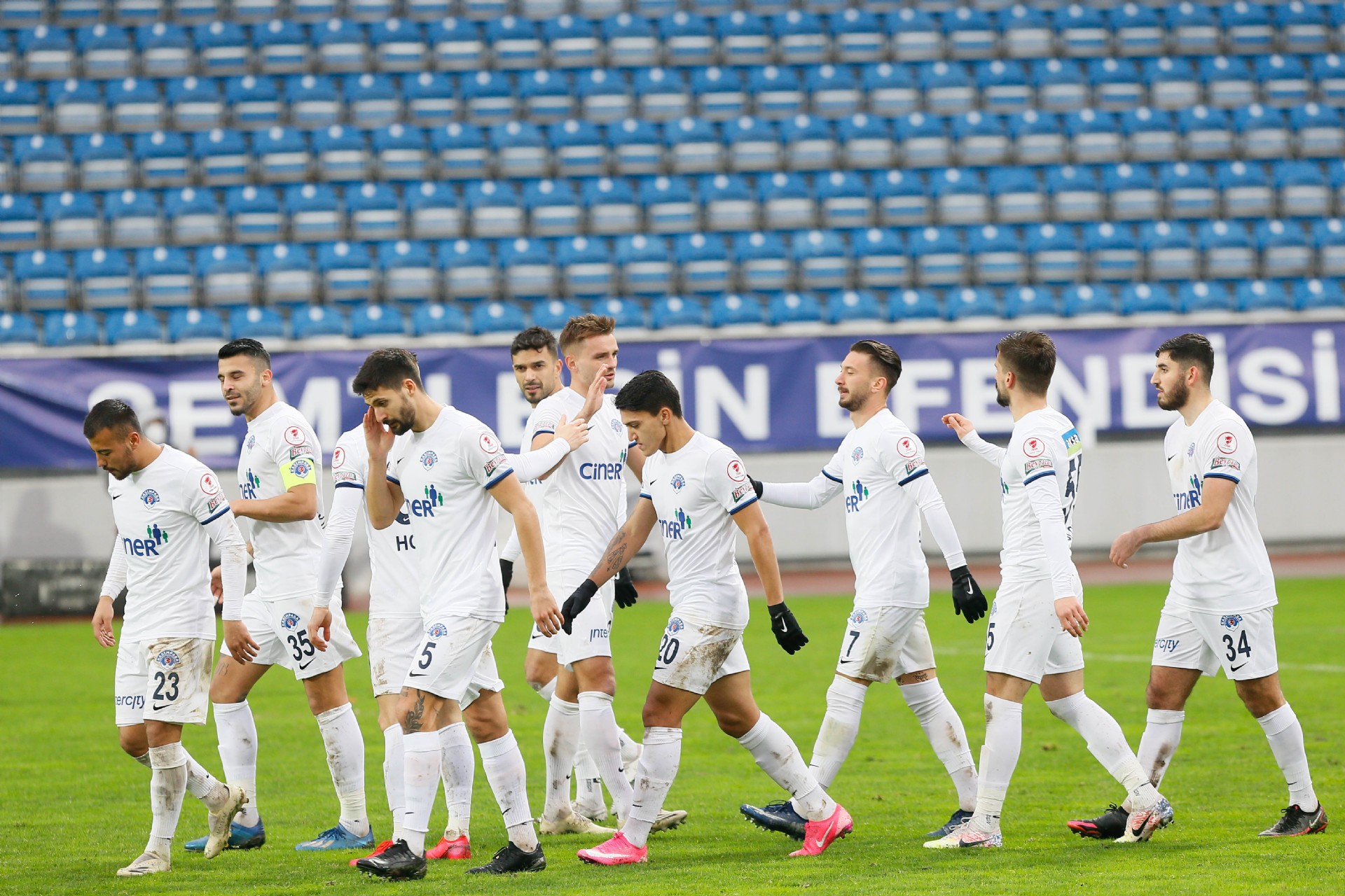 Kasımpaşa: 5 Muğlaspor: 0