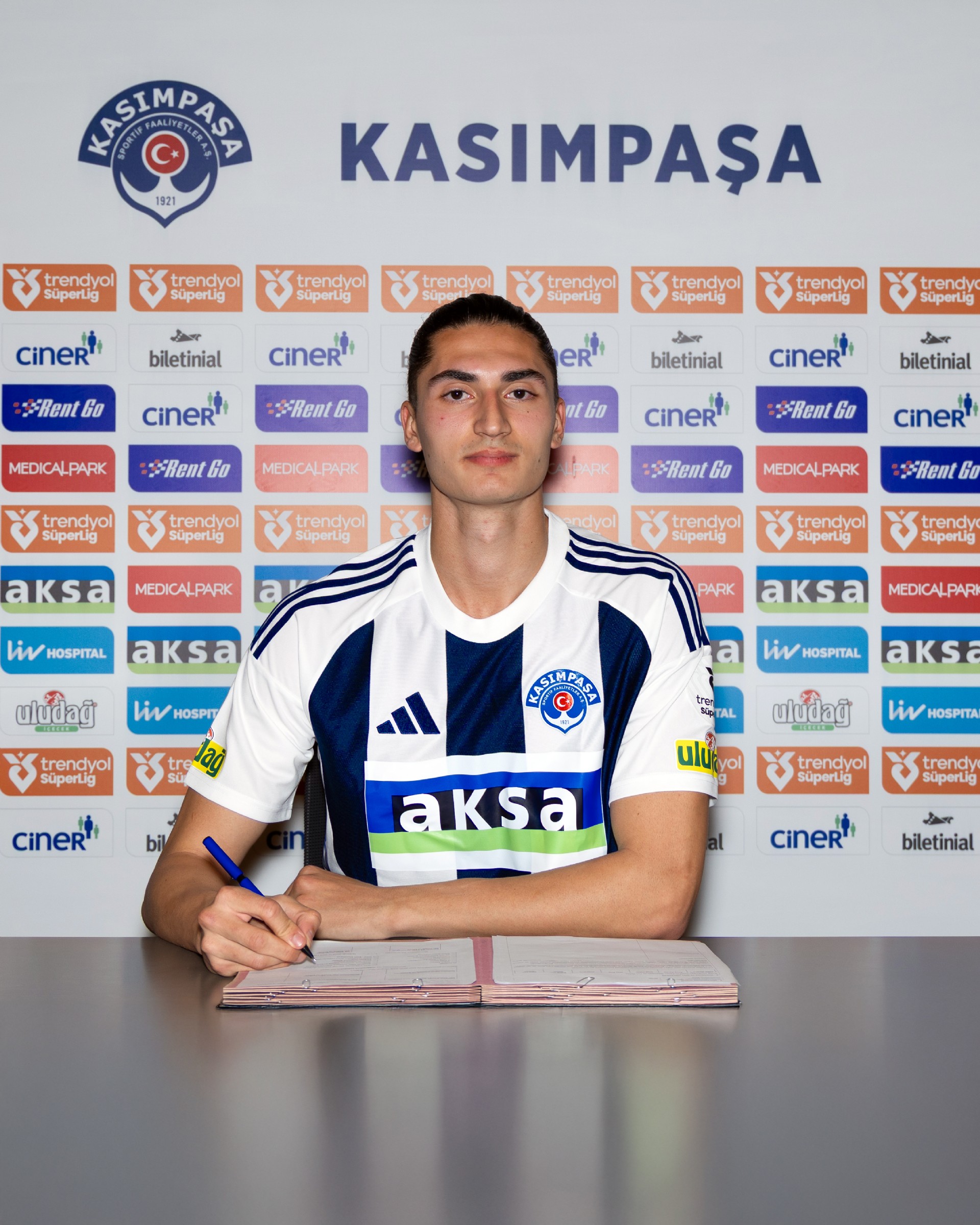 Ahmet Taha Dağbaşı Kasımpaşamızda