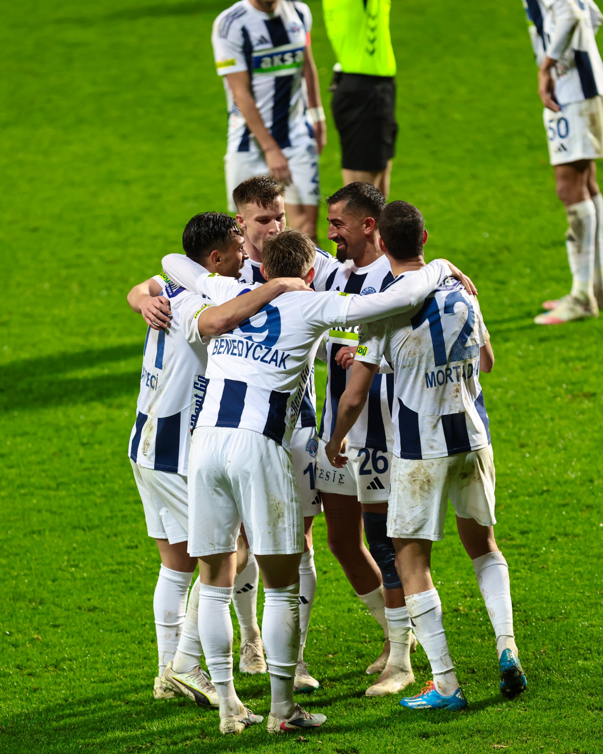 Kasımpaşa:3 Karagümrük:2