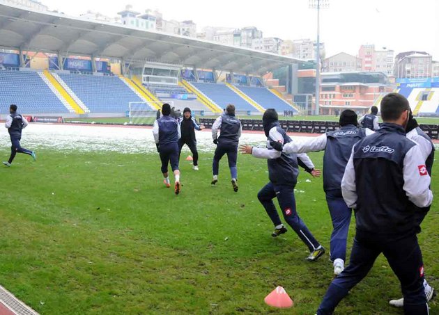 Takımımız kampa girdi