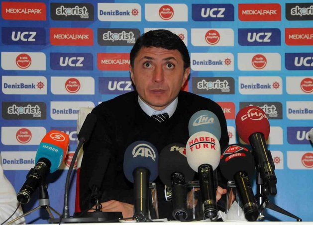 Arveladze: Takımımı çok beğendim